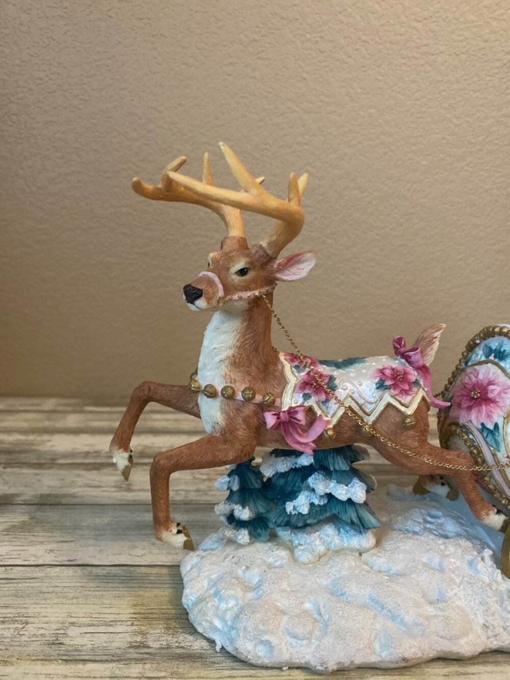 San Francisco Music Box Co. Victorian Sleigh Ride Figurine in Box Ellen Kamysz - Picture 6 of 17